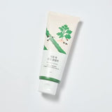 ROUND LAB Mugwort Calming Cleanser - 150ml