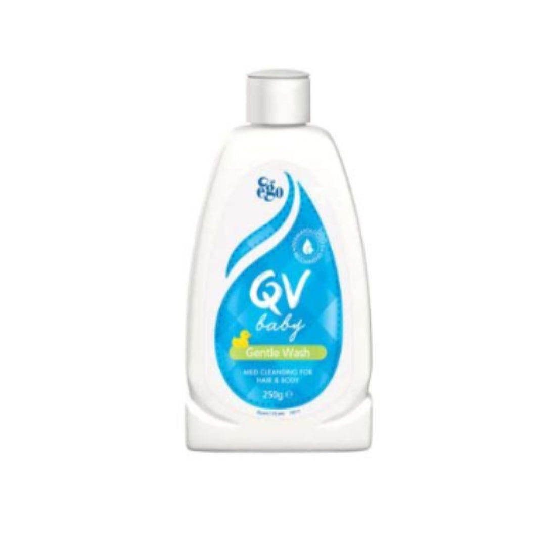 غسول أطفال QV، 250g، مناسب للاستخدام اليومي والبشرة الحساسة.