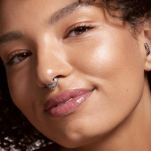 Light-Diffusing Highlighter by Fenty Beauty - Radiant Glow