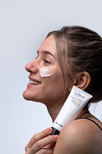Minimalist 10% Vitamin B5 Gel Face Moisturizer for Oily Skin - 50g