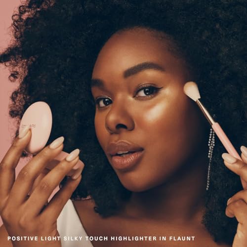 Rare Beauty Silky Touch Highlighter - Flaunt | 2.8g | Radiant Glow