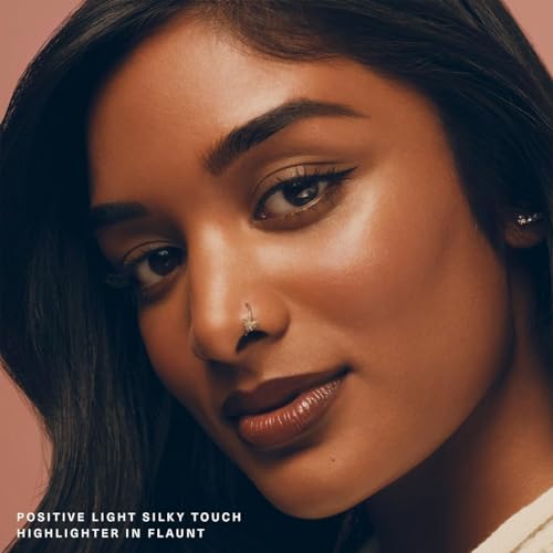 Rare Beauty Silky Touch Highlighter - Flaunt | 2.8g | Radiant Glow