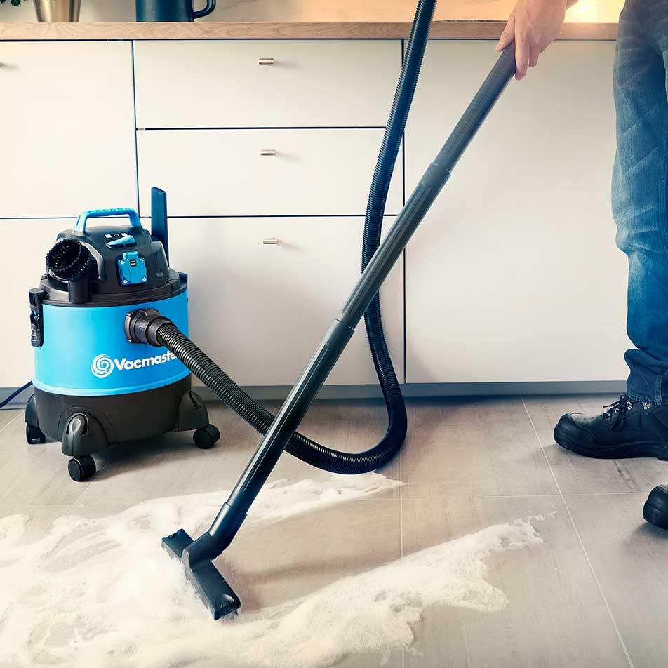 Vacmaster Wet and Dry Vacuum Cleaner with 2-Year Guarantee – Powerful Cleaning Solution