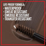 جل Eyebrow من Maybelline لون بني غامق، مقاوم للماء مع صبغة تستمر حتى 36 ساعة.