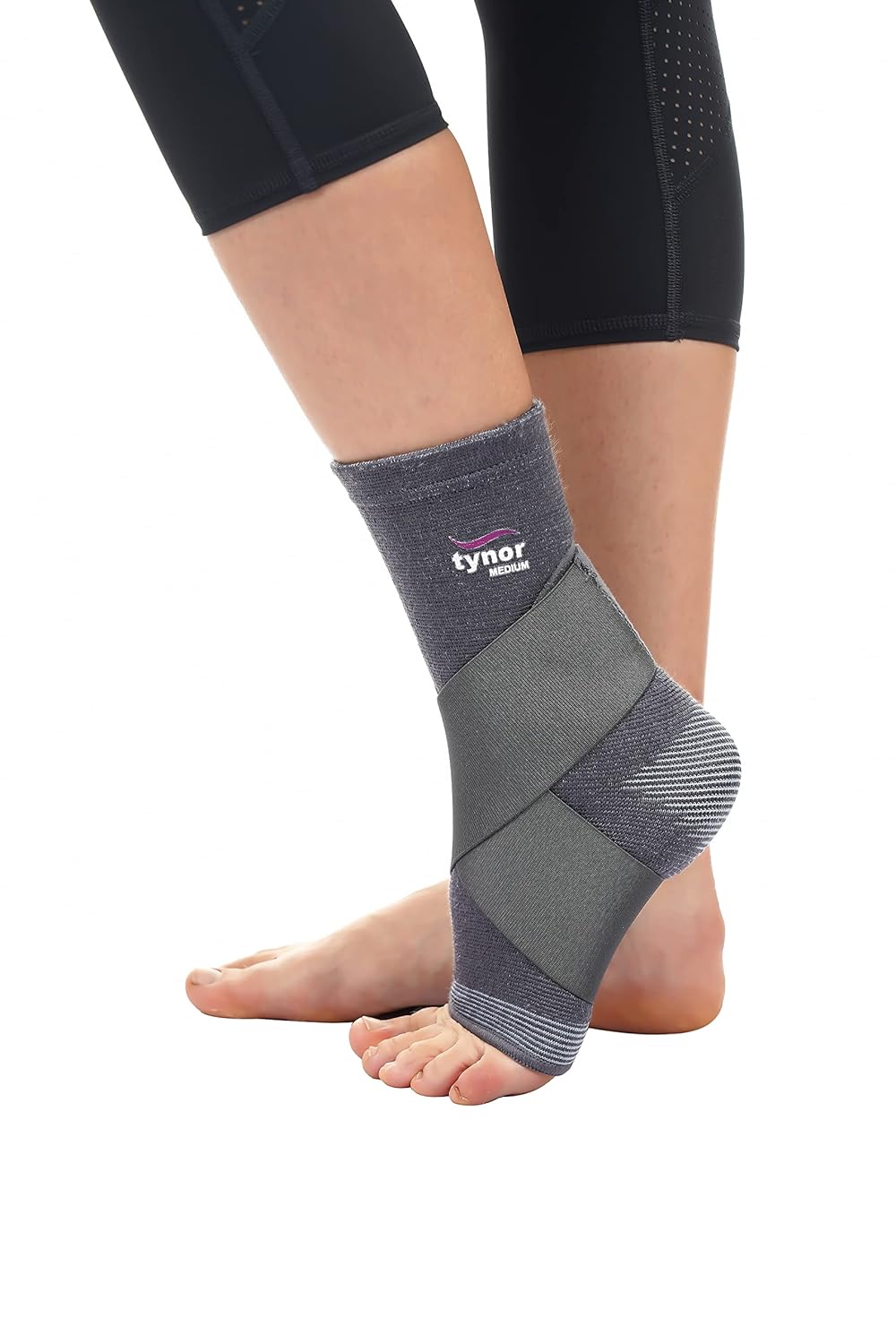 Tynor Ankle Binder for Sprain & Support (Medium, 8.4-9.6 inches)