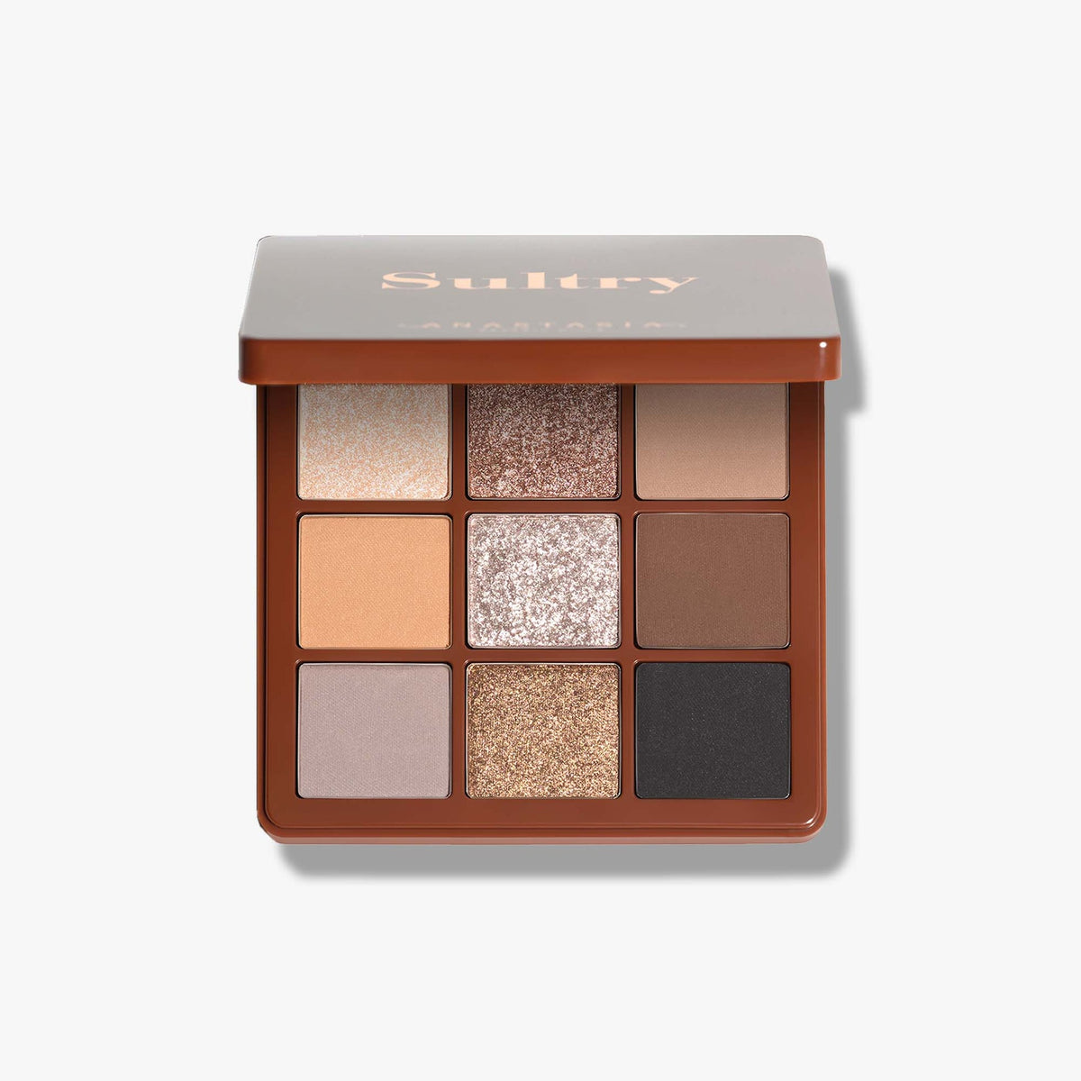 إطلالة ساحرة: الكشف عن لوحة ظلال العيون ABH Sultry