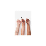 أي ليندر مايو بيلين Hyper Easy Eyeliner، لون أسود، مع قلم ريشة، خفيف وطويل الأمد.